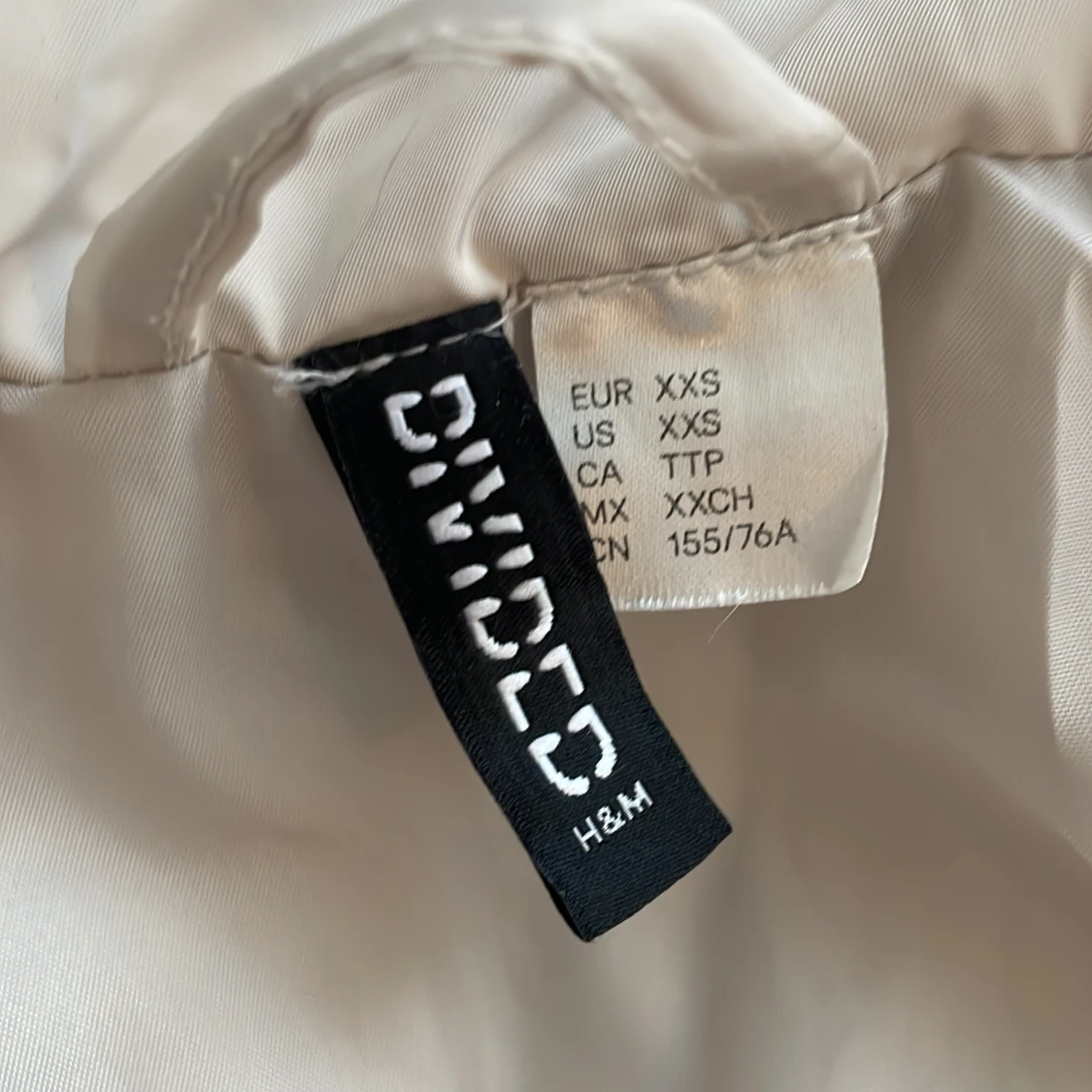 Vit dunväst från H&M Divided XXS - 3