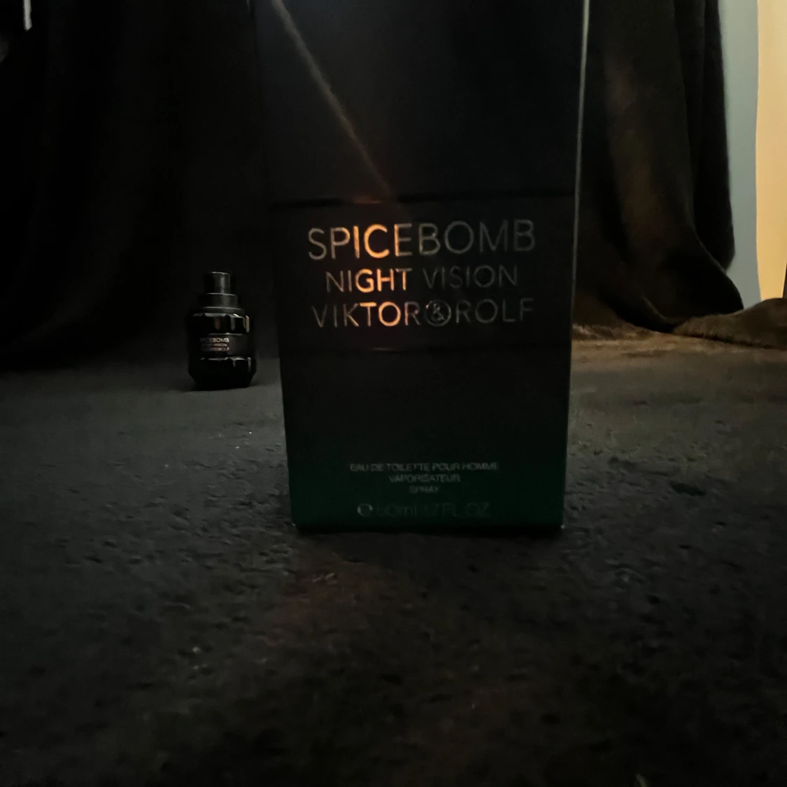 Spicebomb Night Vision herrparfym från Viktor & Rolf - 2