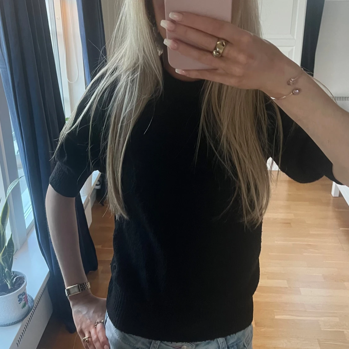 Svart kortärmad stickad tröja