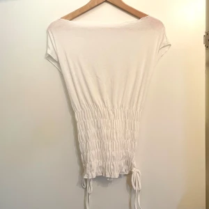 Topp - Söt vit topp💗