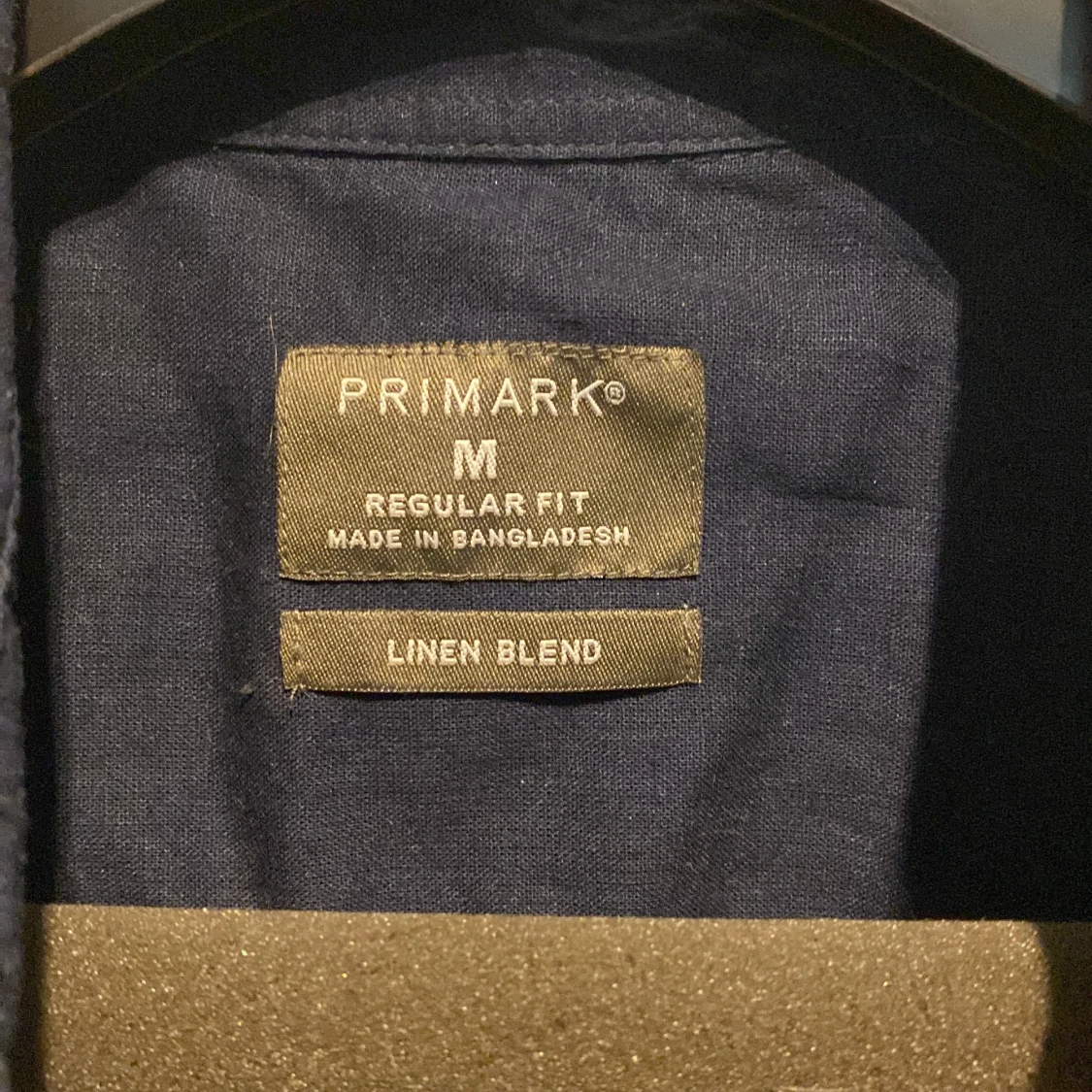 Mörkblå linneskjorta från Primark - 2
