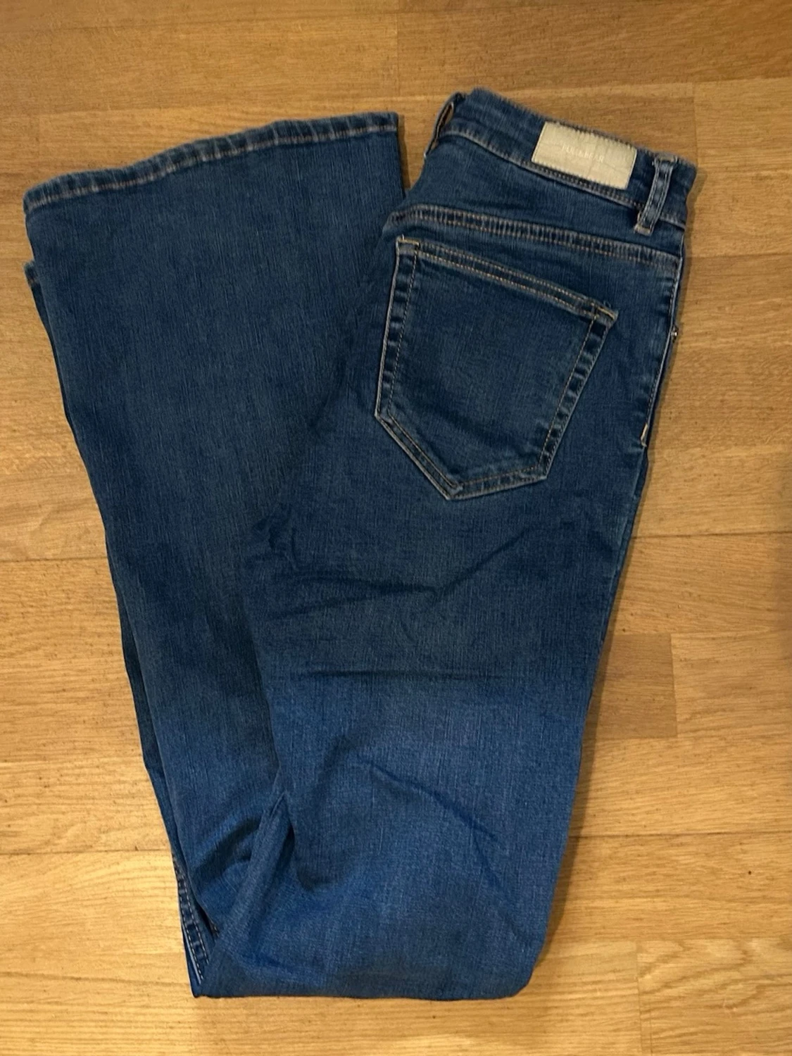 Blåa utsvängda jeans Pull&Bear - 2