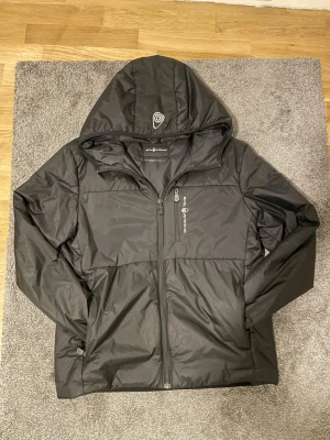 Höst jacka  - Sail raising höst jacka använd några gånger