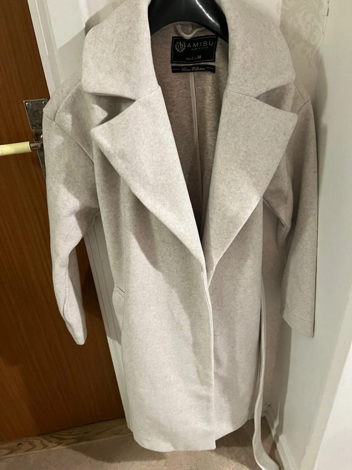 Ljusgrå kappa från Amisu med skärp - 1