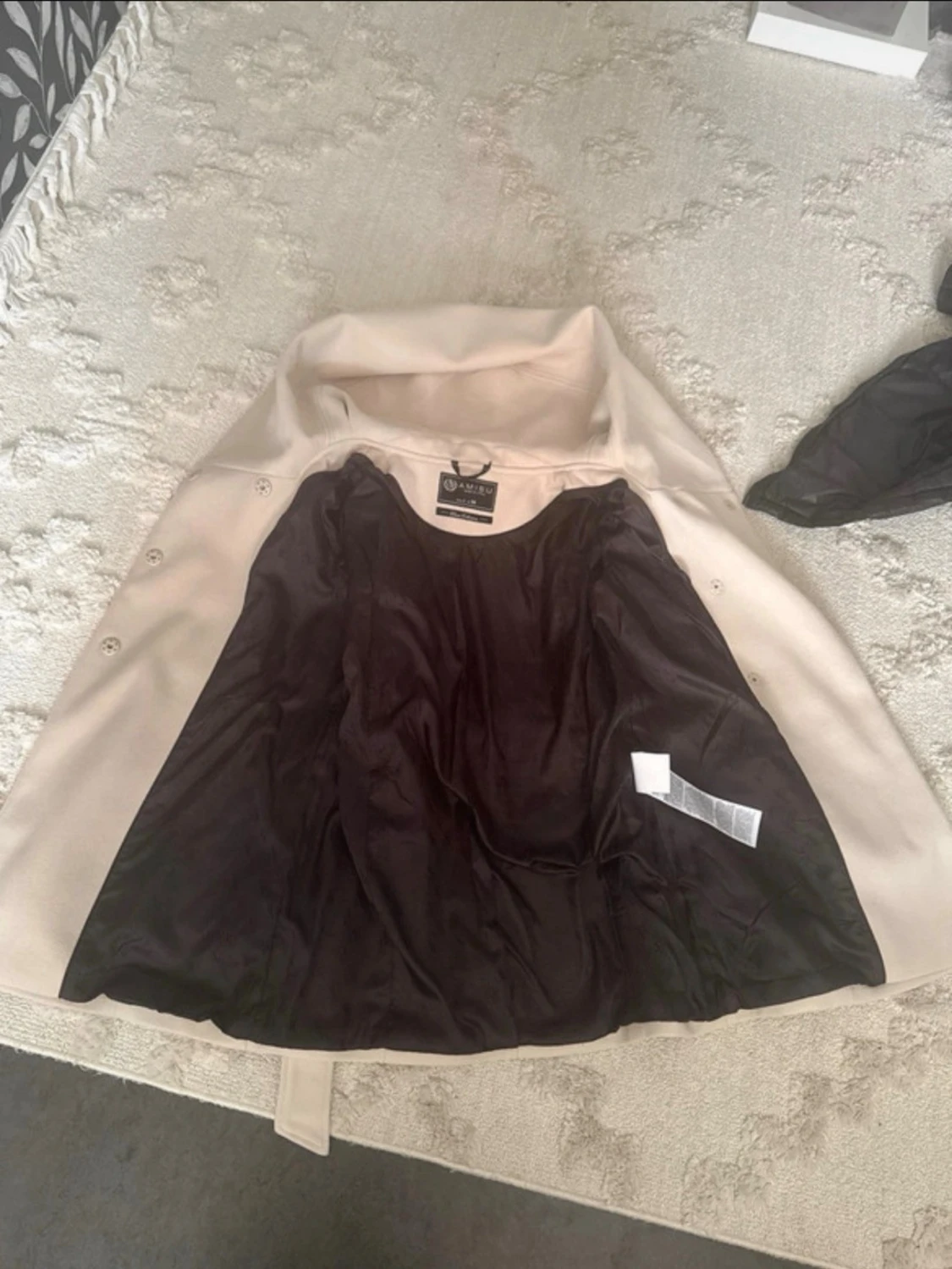 Beige kappa med huva och knytskärp - 2