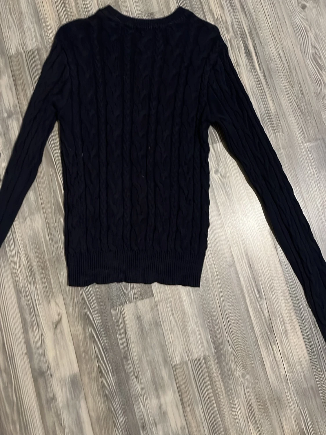 Mörkblå kabelstickad tröja - 2