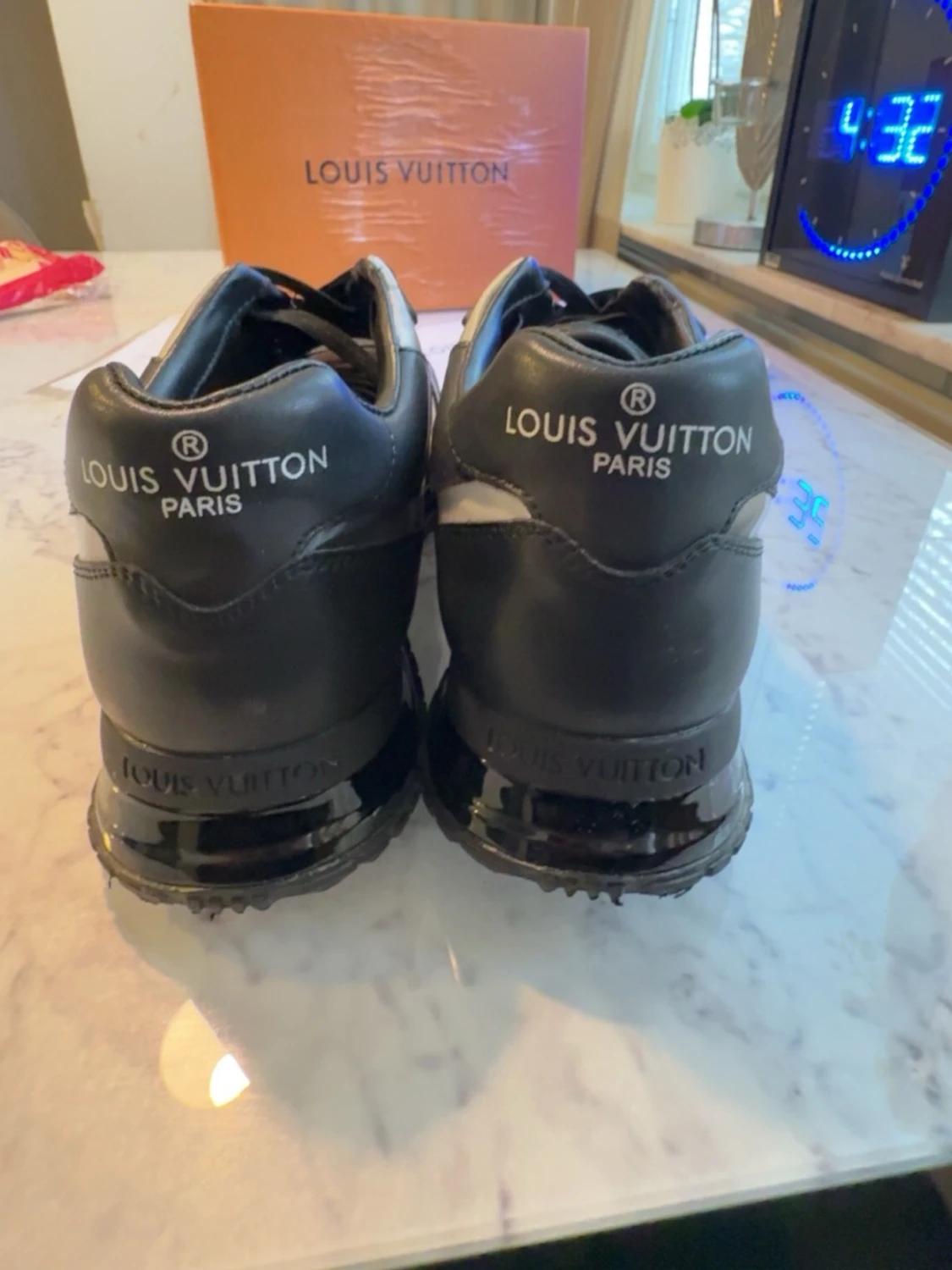 Louis Vuitton svarta sneakers - 5