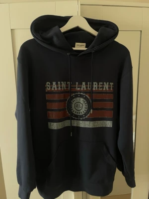 Saint Laurent Hoodie - Storlek M kom med bud