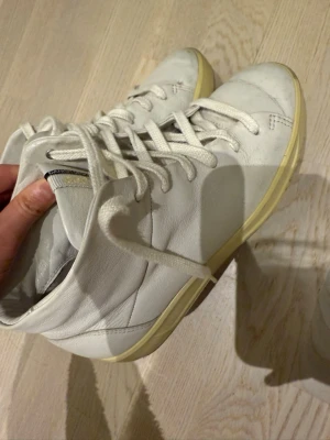 Ecco höga sneakers, strl 38 - Ecco sneakers i läder