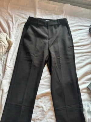 Kostymbyxor  - Använd några fåtal gånger! Är i fint skick
