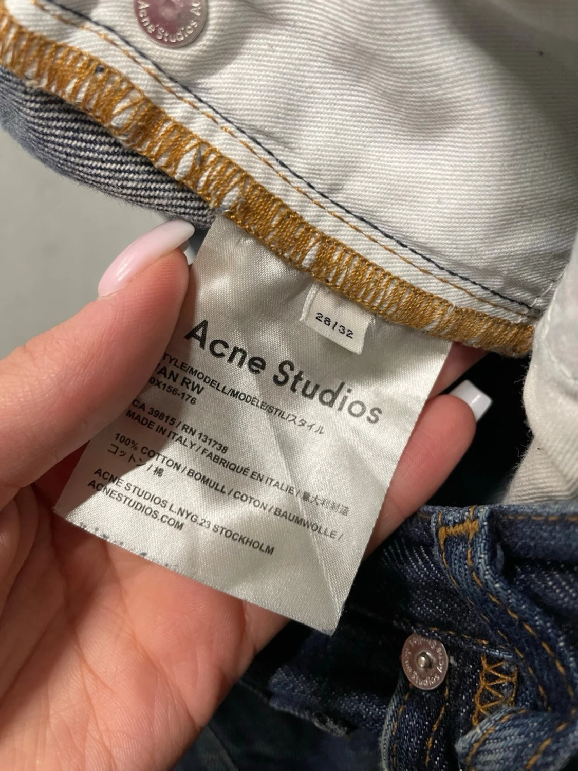 Mörkblå raka jeans från acne - 3