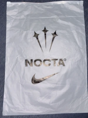 Svart balaclava Nike NOCTA - Använd bara max 2 gånger