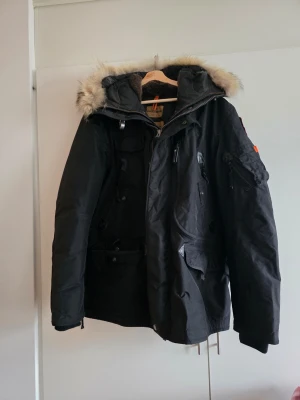 Parajoumper Herr  - Endast användas fåtal gånger. 