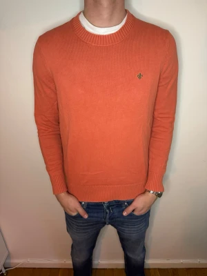 Stickad tröja Morris - Hej! Nu säljer vi denna super fina stickade tröjan från Morris i storlek M. Skick 9/10 och pris 299kr men går att sänka vid snabb och smidig affär🥰 Hör av er vid frågor! // Studio II Resell 💙📦