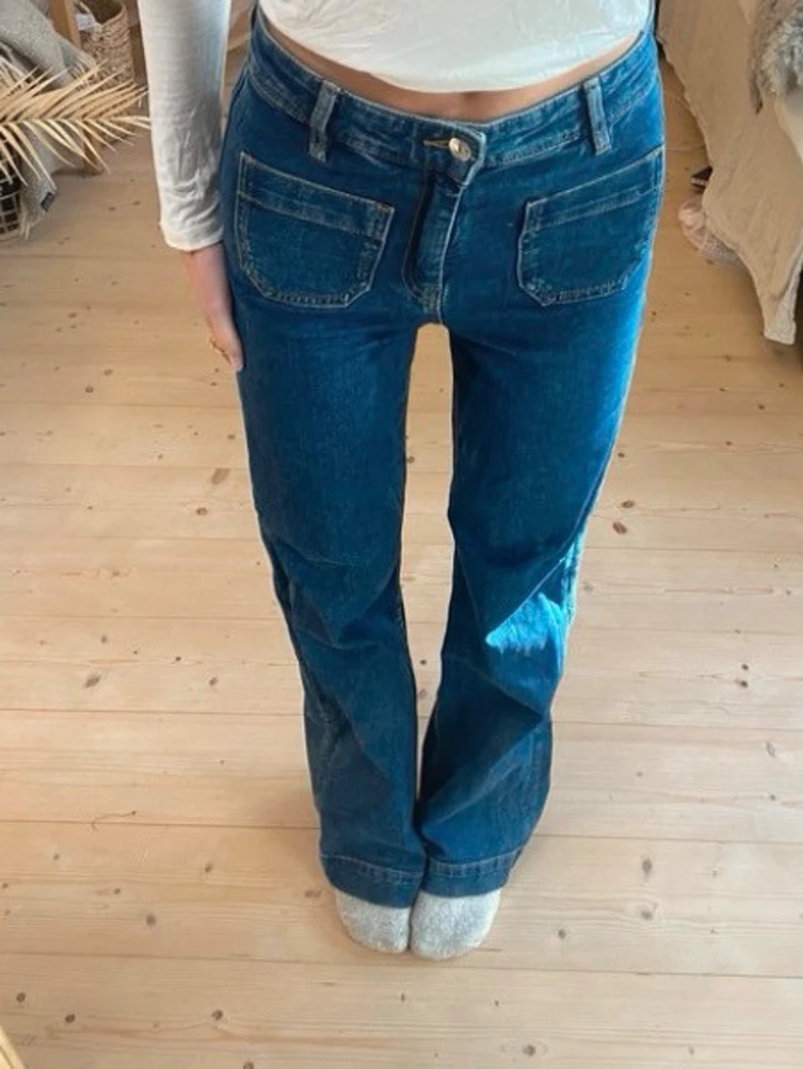 Jeans med fickor
