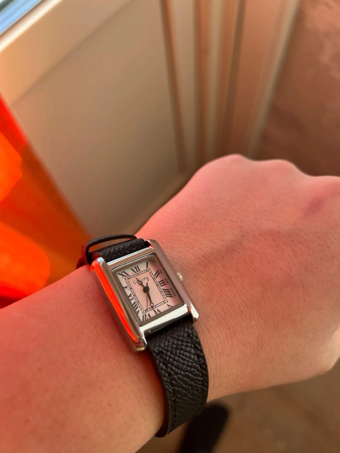 Klassisk fyrkantig klocka med svart läderband - 1