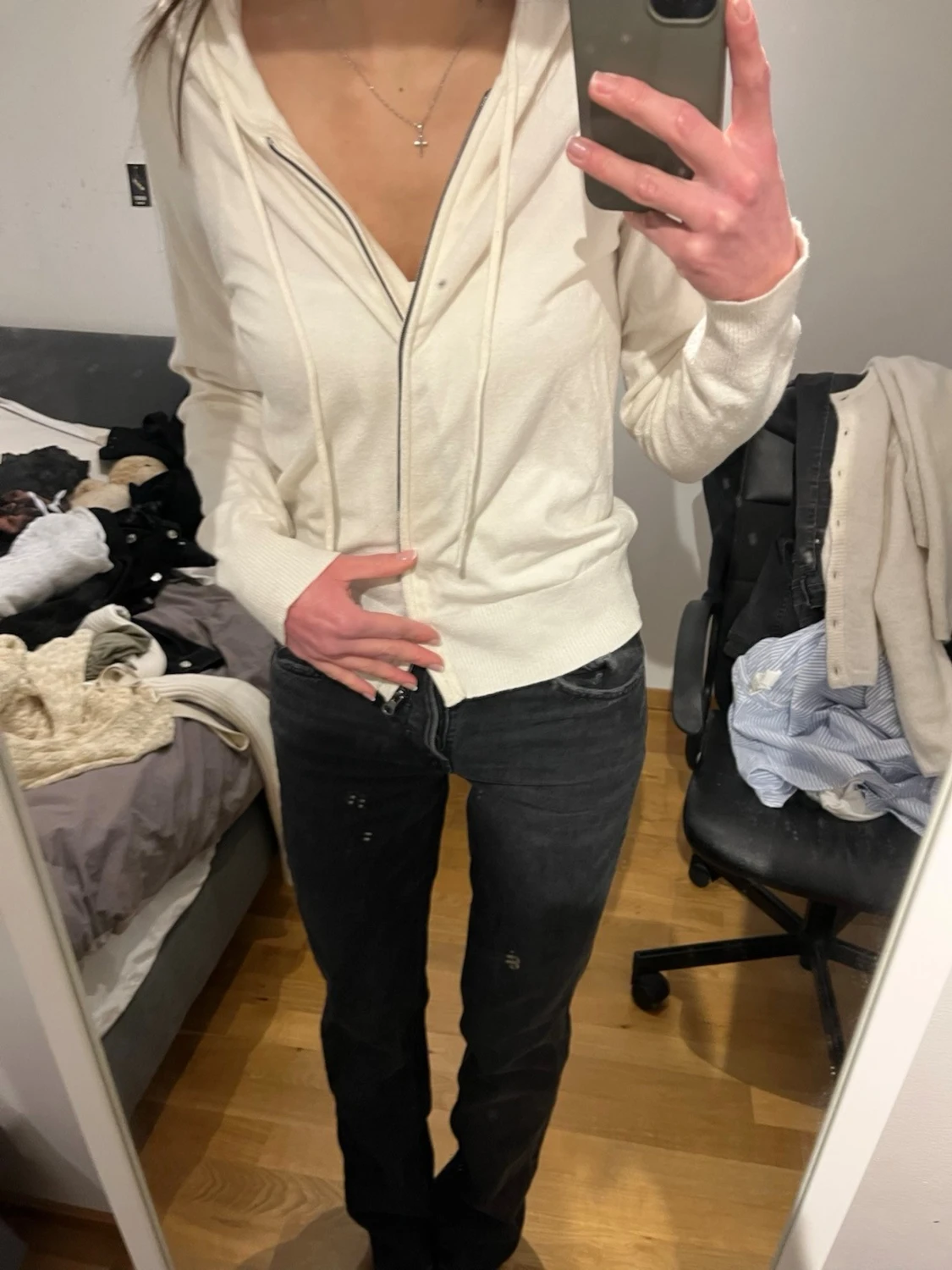 Vit hoodie med dragkedja - 1