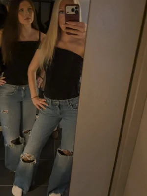 Populära Zara jeans  - Populära zara jeans helt slutsålda💖💖
