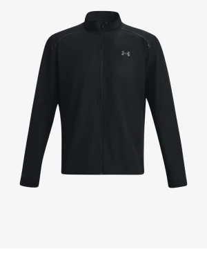 Under Armour svart löparjacka - Snygg svart löparjacka från Under Armour med hel dragkedja och diskret logga på bröstet. Jackan har lång ärm, hög krage och reflekterande detaljer. Perfekt för löprundan eller träningen. Materialet är lätt och andas bra.