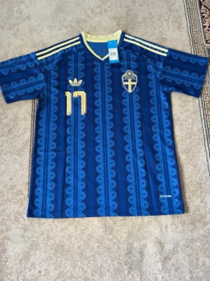 Sverige Matchtröjs - Vm 2026 - Sverige matchtröja Vm2026 storlek S - skick 10/10.