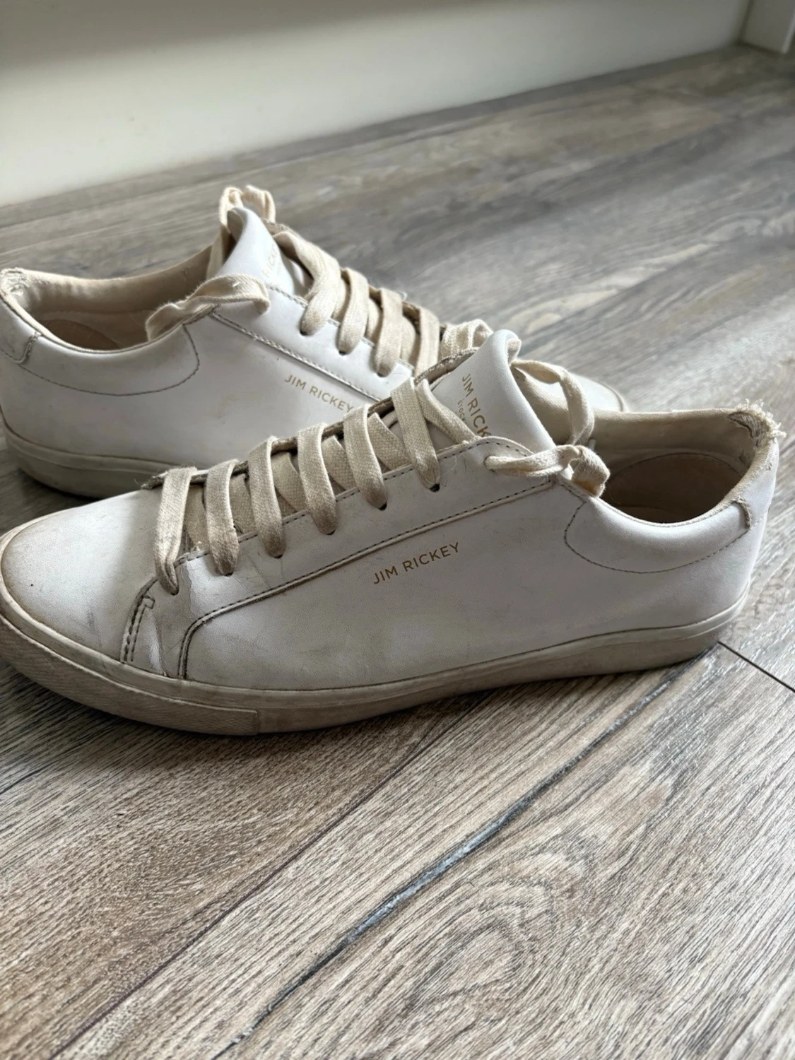 Vita sneakers från Jim Rickey - 1