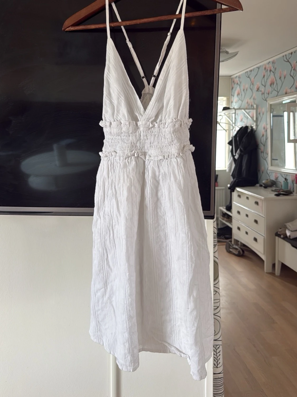 Vit sommarklänning med smock