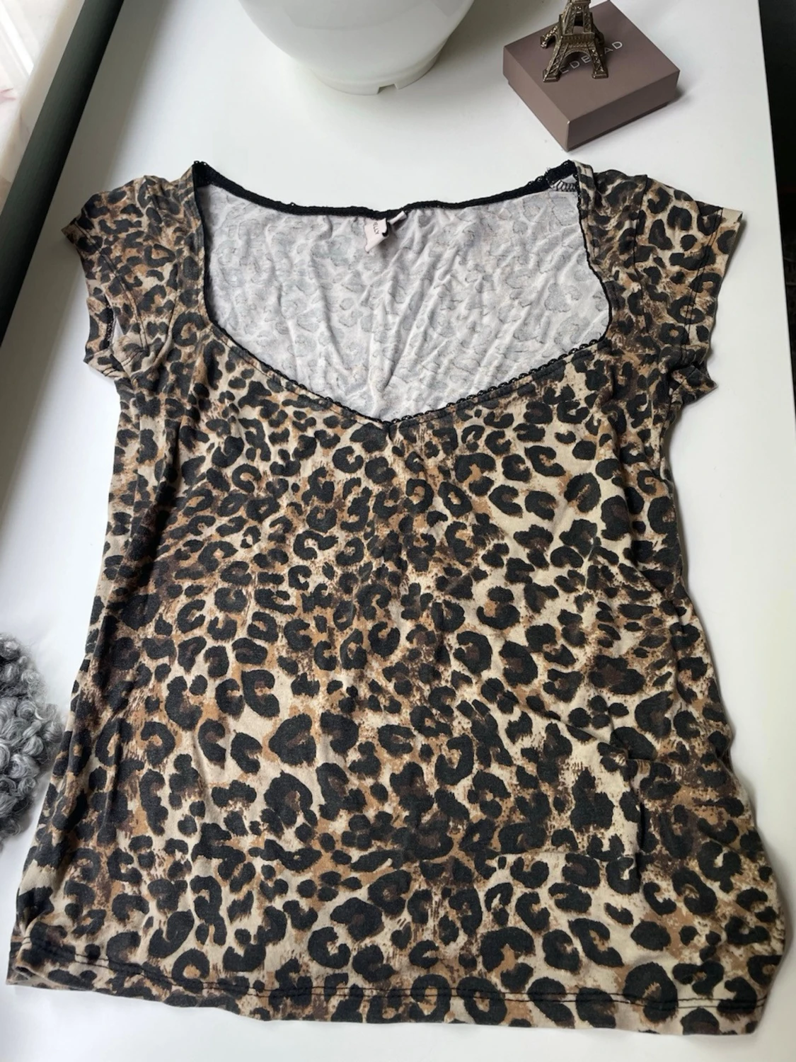 Leopardmönstrad topp från Nelly