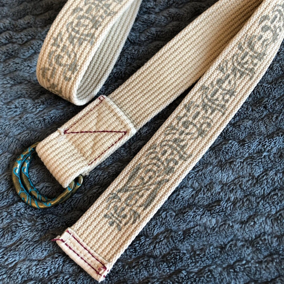 Vintage mönstrat/ blommigt tygskärp/ bälte, accessoarer/ y2k/ cyber/ alt/ 2000tal/ 00tal/ 2008/ 2009 - 3