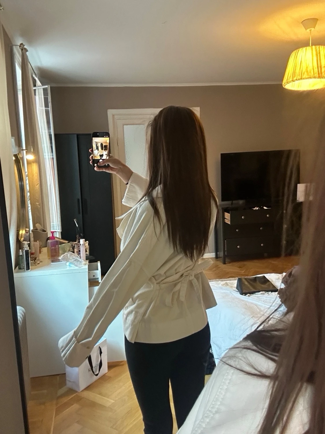 Vit jeansjacka med bälte - 3