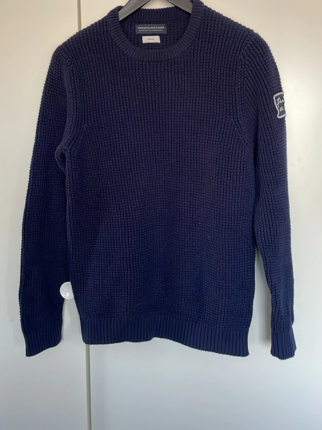 Mörkblå stickad tröja Jack & Jones