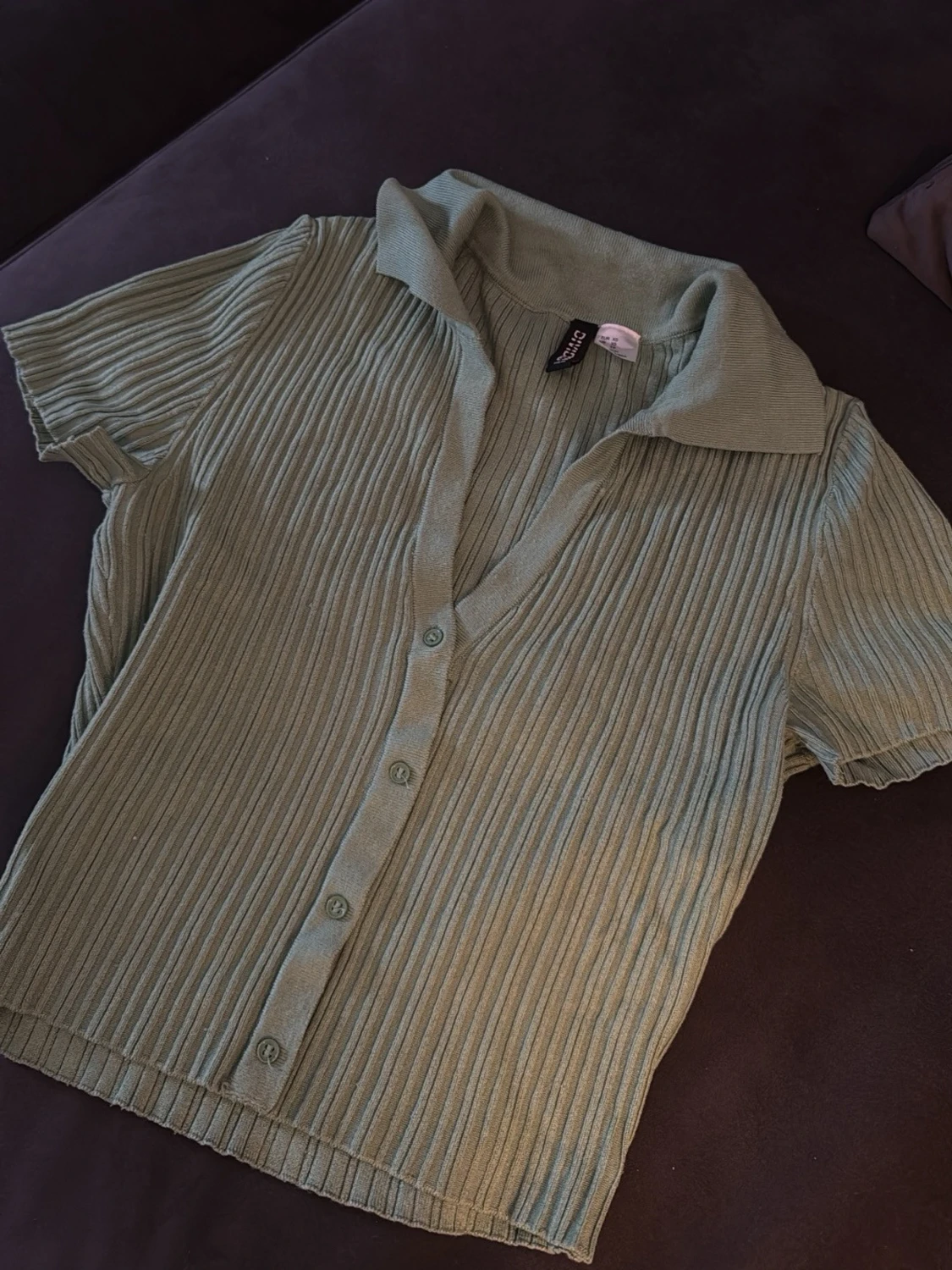 Grön ribbad topp från H&M