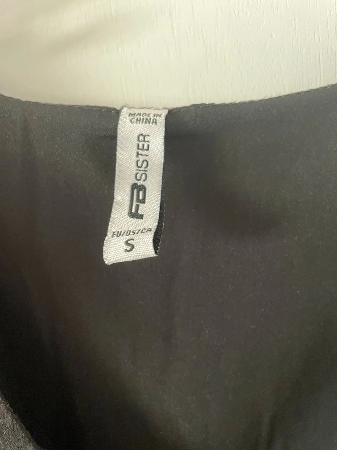 Svart blommig klänning - 2