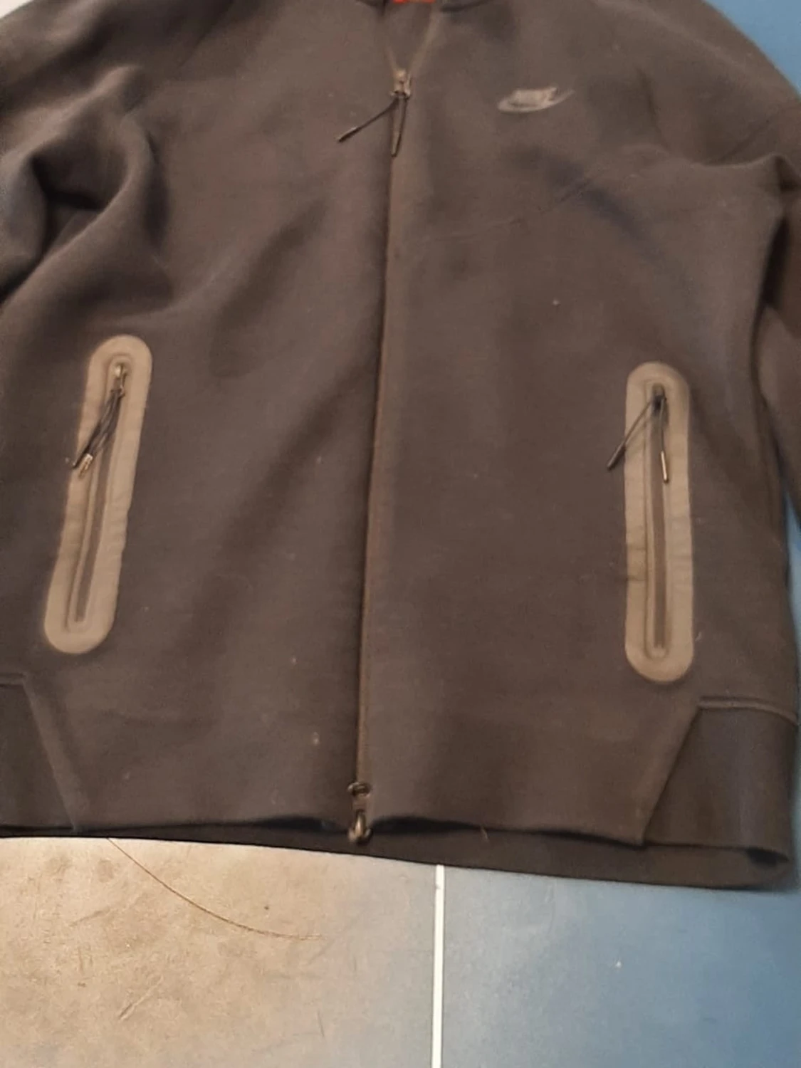 Svart Nike hoodie med dragkedja - 1