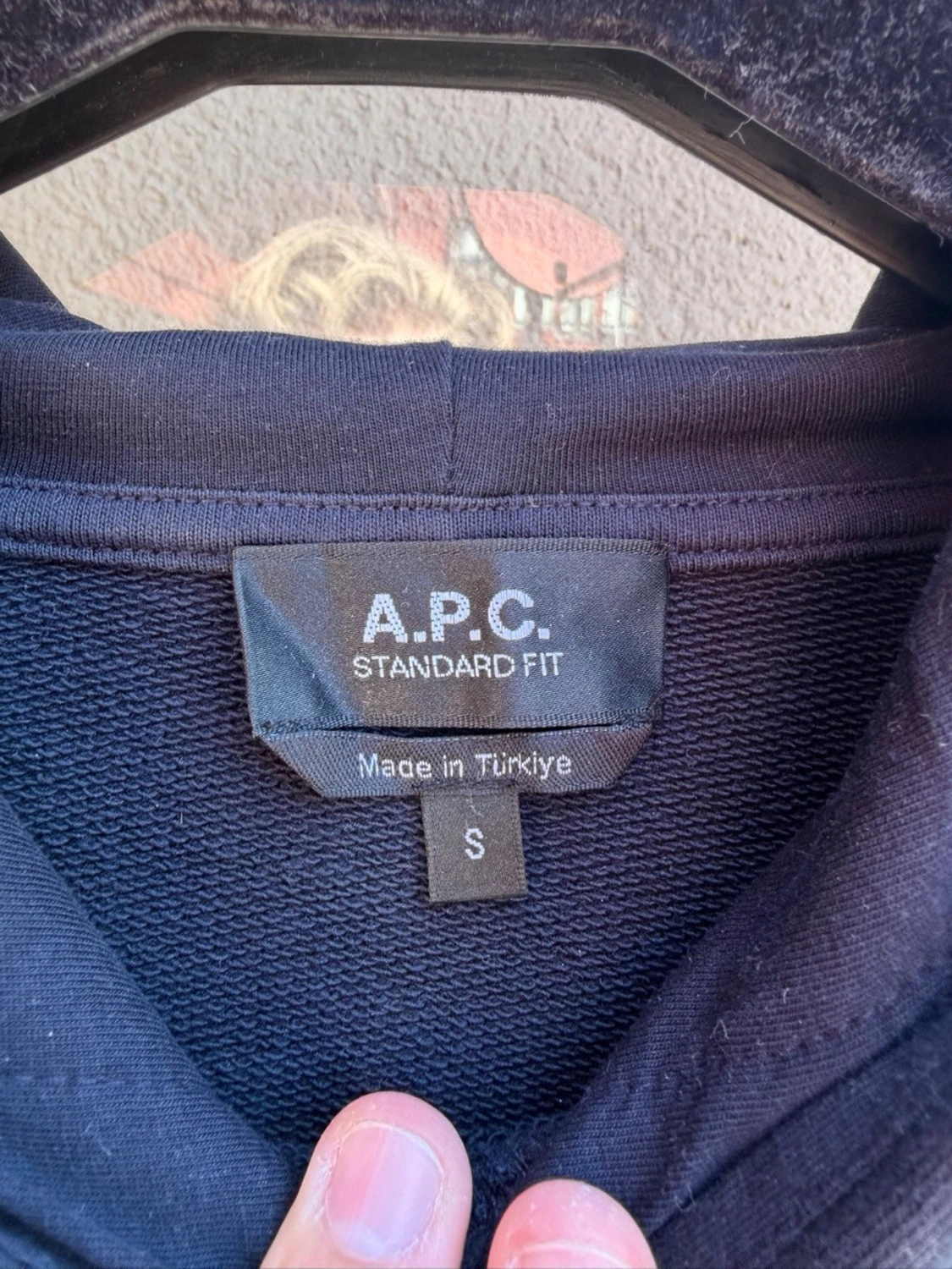 Mörkblå hoodie från A.P.C. - 2