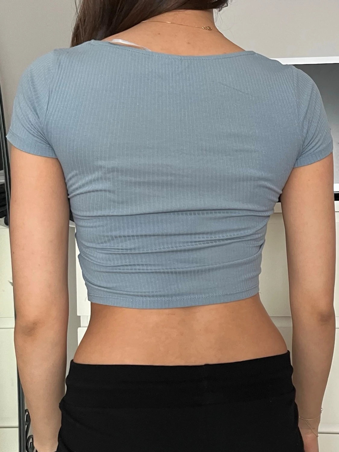 Ljusblå ribbad croppad topp - 1