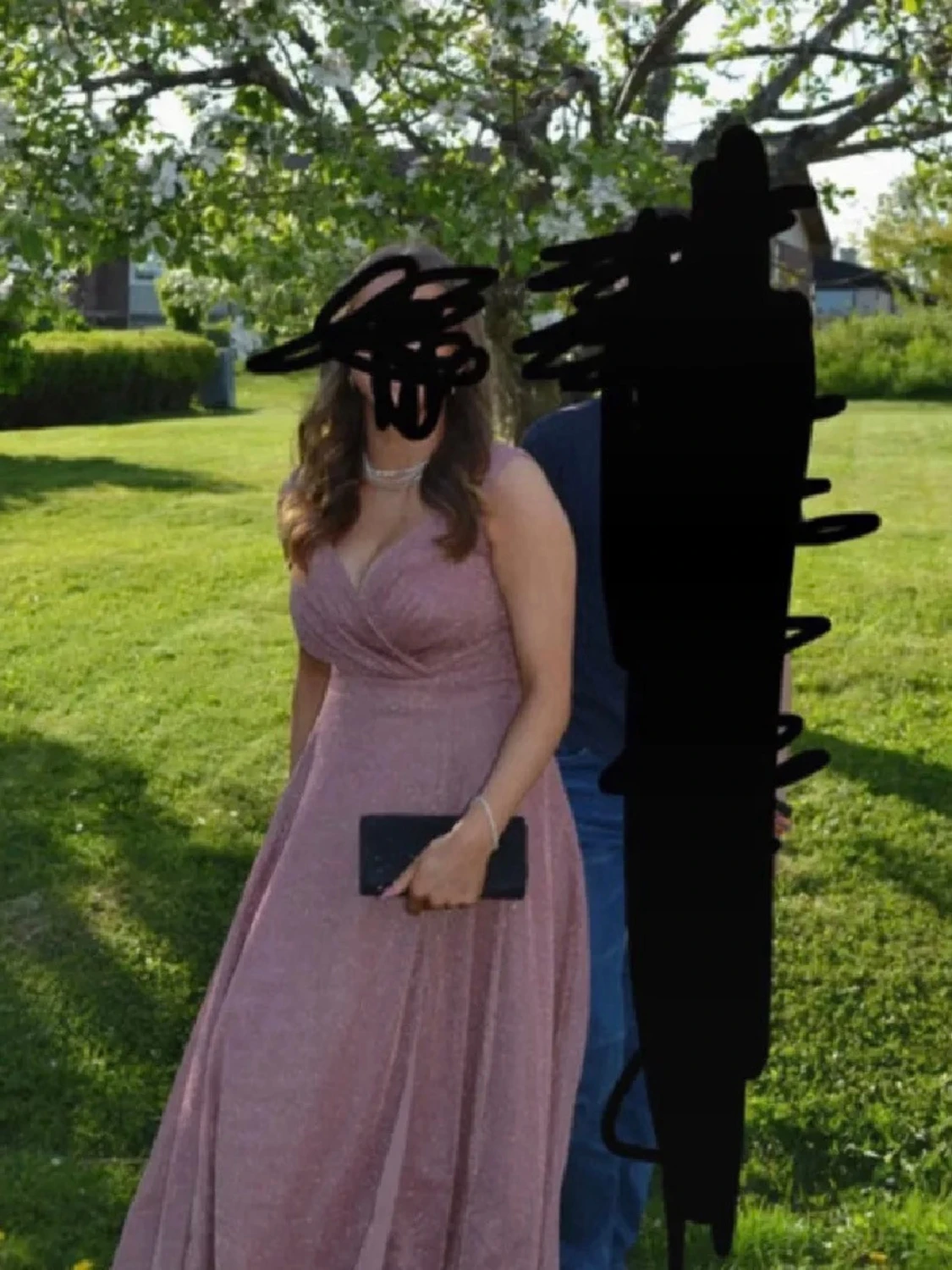 Glittrig rosa långklänning omlott