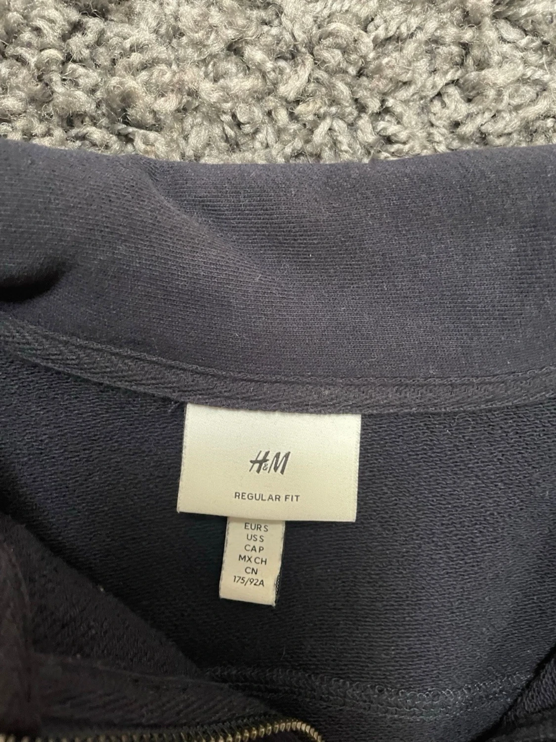 Mörkblå halvzip tröja med krage - 2