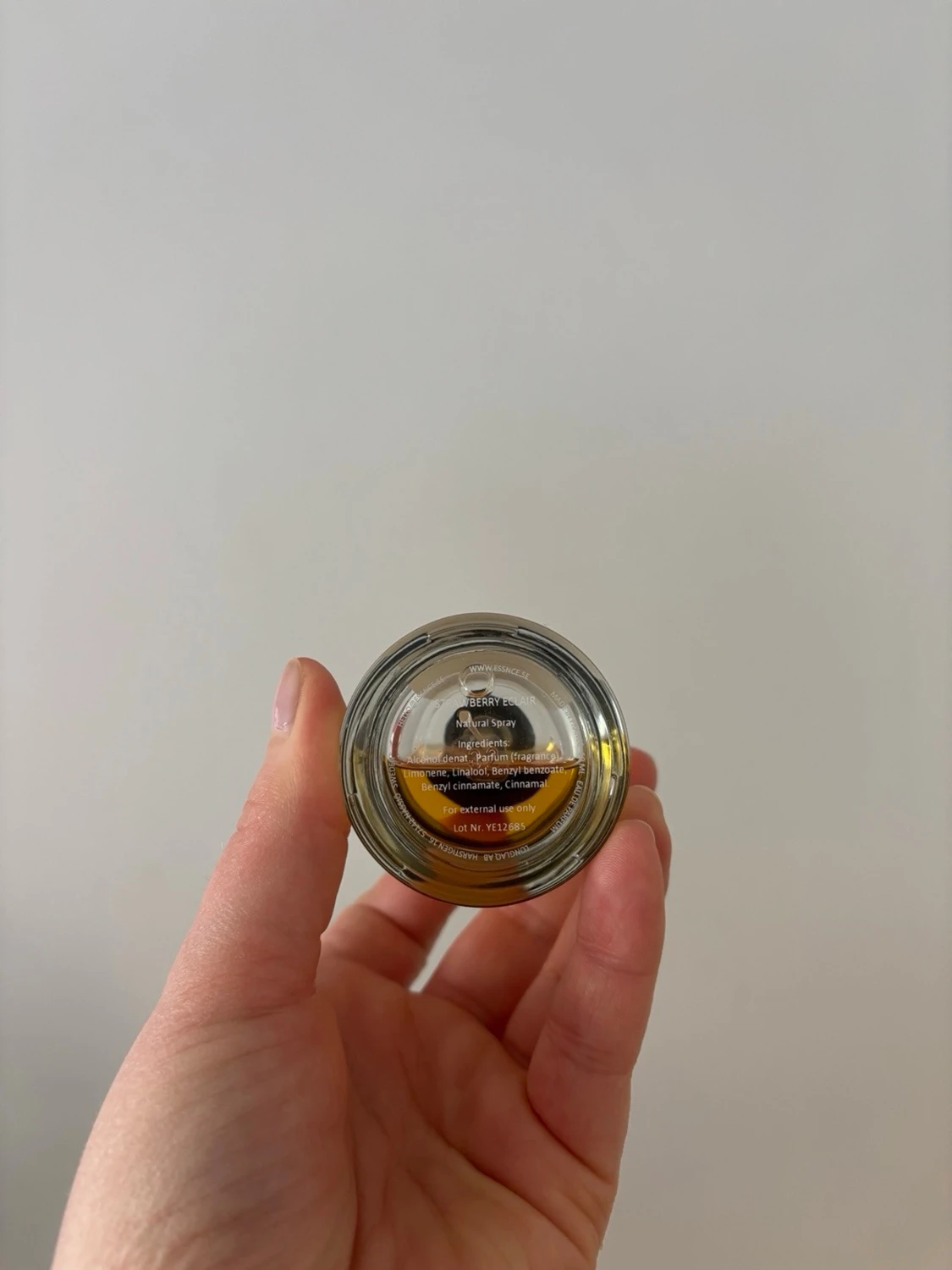 Essnce Strawberry Eclair  - 2