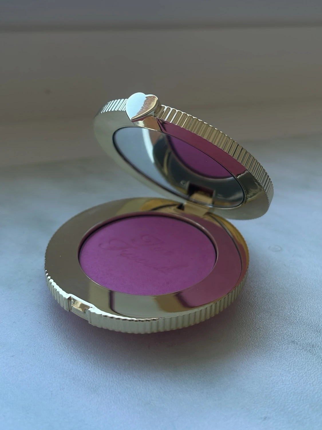 Rosa rouge från Too Faced - 1