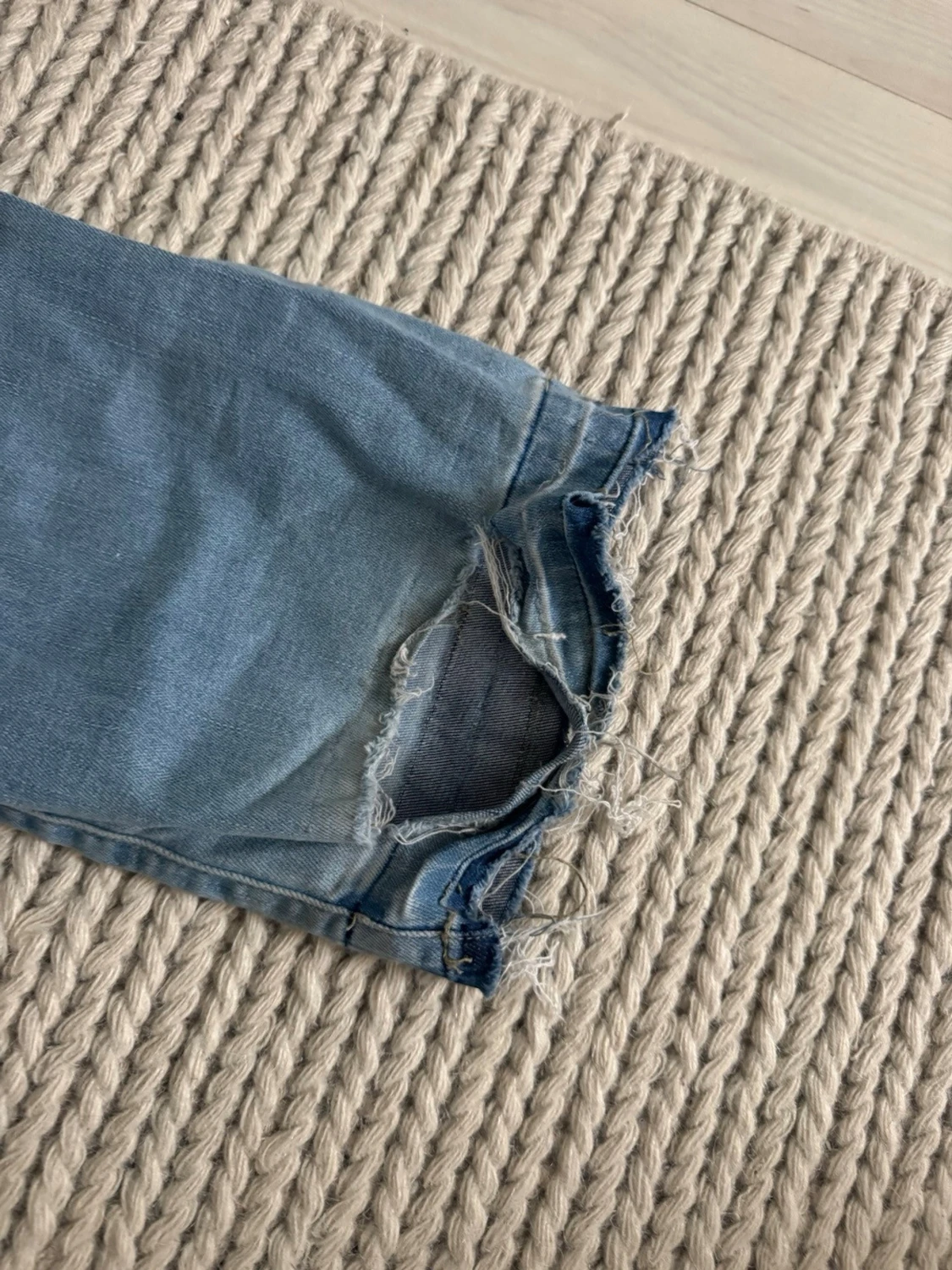 Ljusblå bootcut jeans - 4