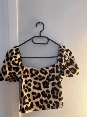 Leopard Topp - Använd fåtal gånger ❣️