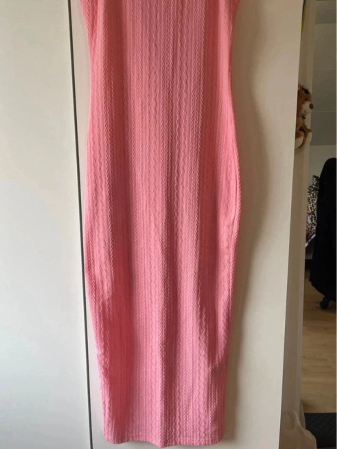 Rosa ribbad långklänning - 3