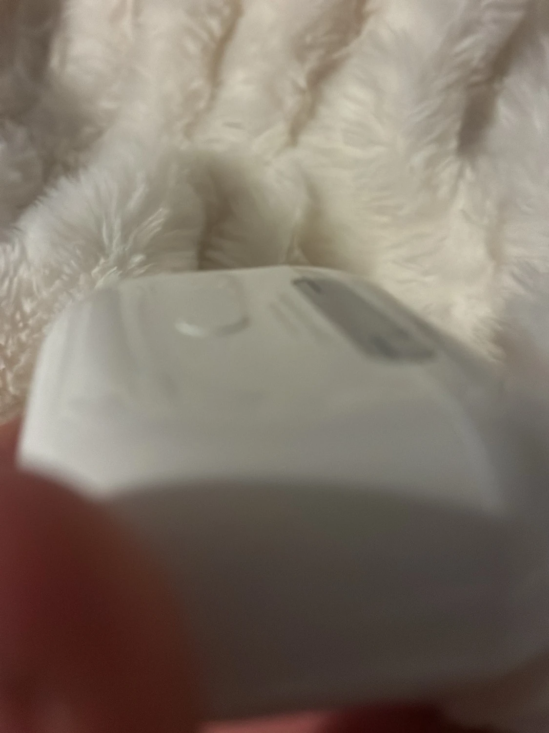 Apple AirPods Pro med laddningsetui - 5