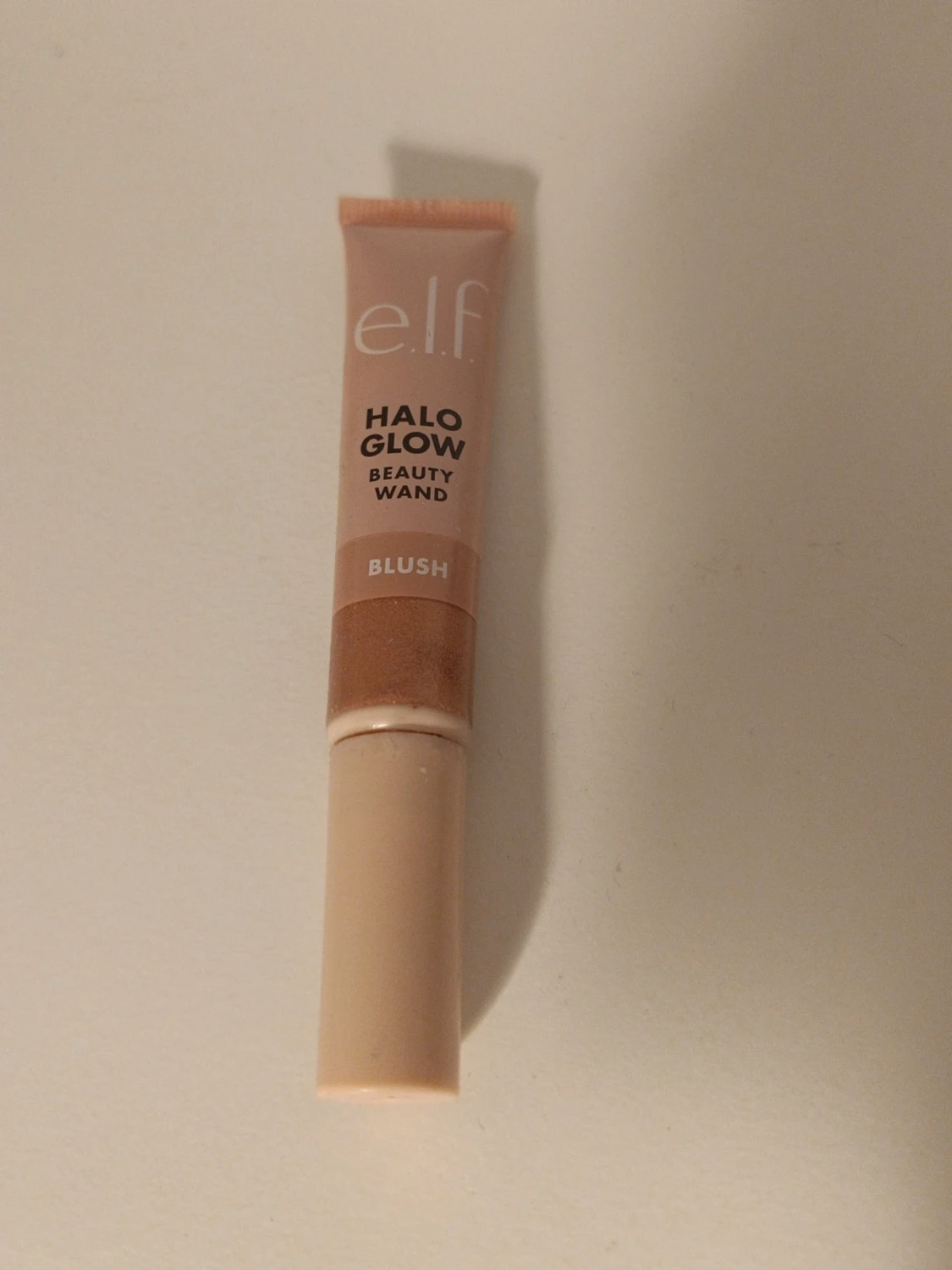 e.l.f. Halo Glow Beauty Wand Blush