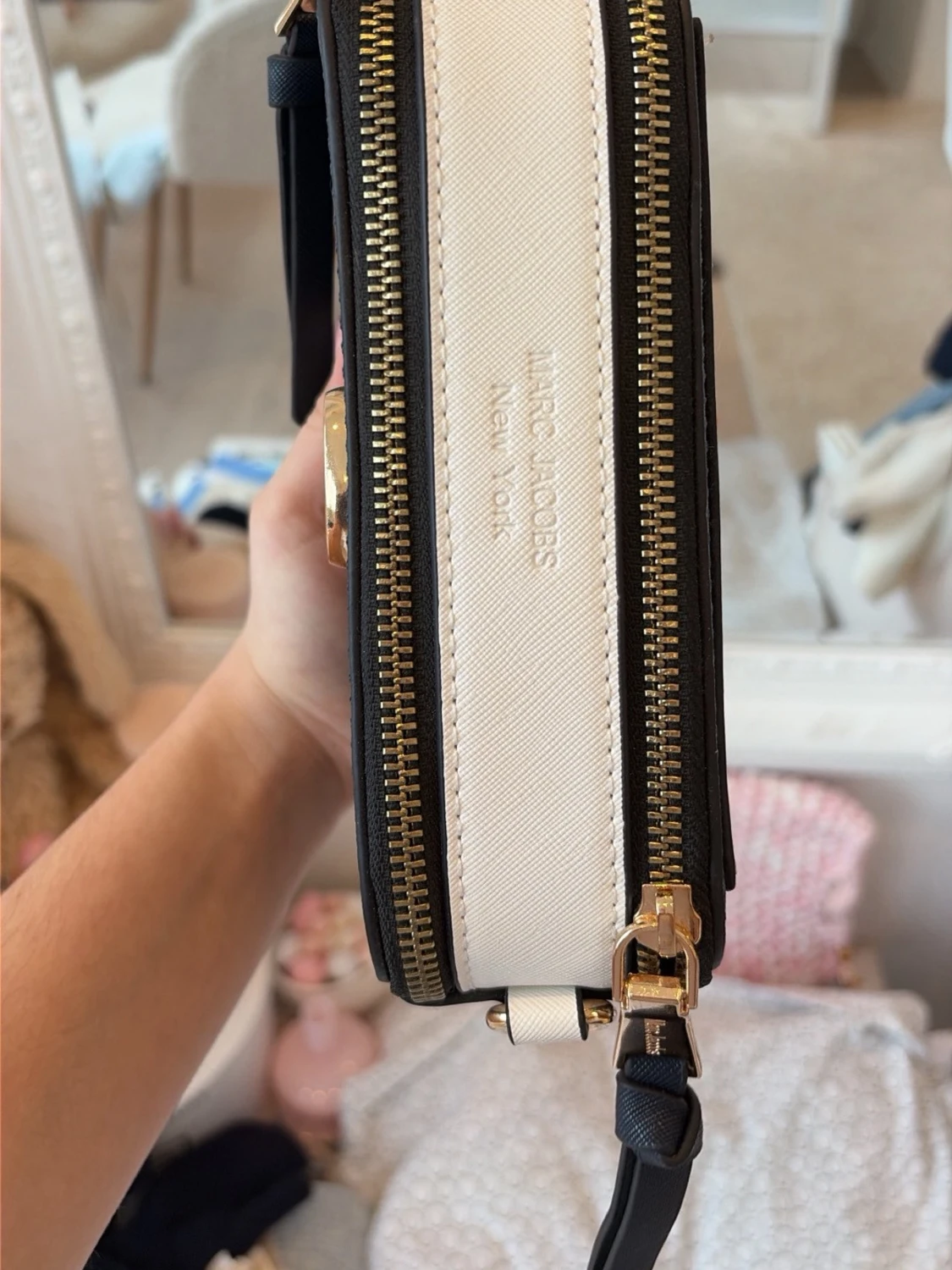 Mörkblå Marc Jacobs handväska - 1