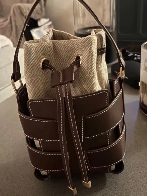 Bucket bag HM - Nyskick
