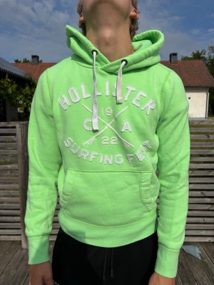 Hollister hoddie grön - Grön Hollister hoddie