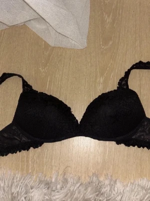 Intimissimi goia push up bh - Jätte bra skick, knappt använd. Kupa 70-75 B.