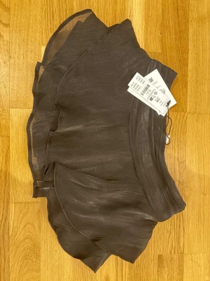 Kjol - Kjol från Gina Young. Endast testat. Nypris: 259kr