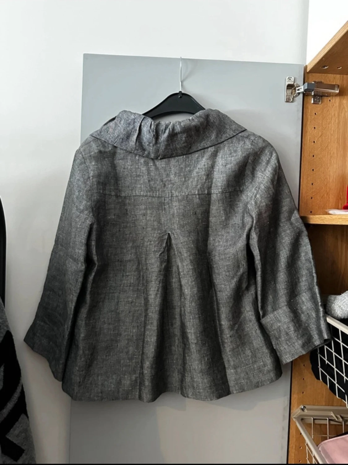 Grå kavajjacka med stora knappar - 3